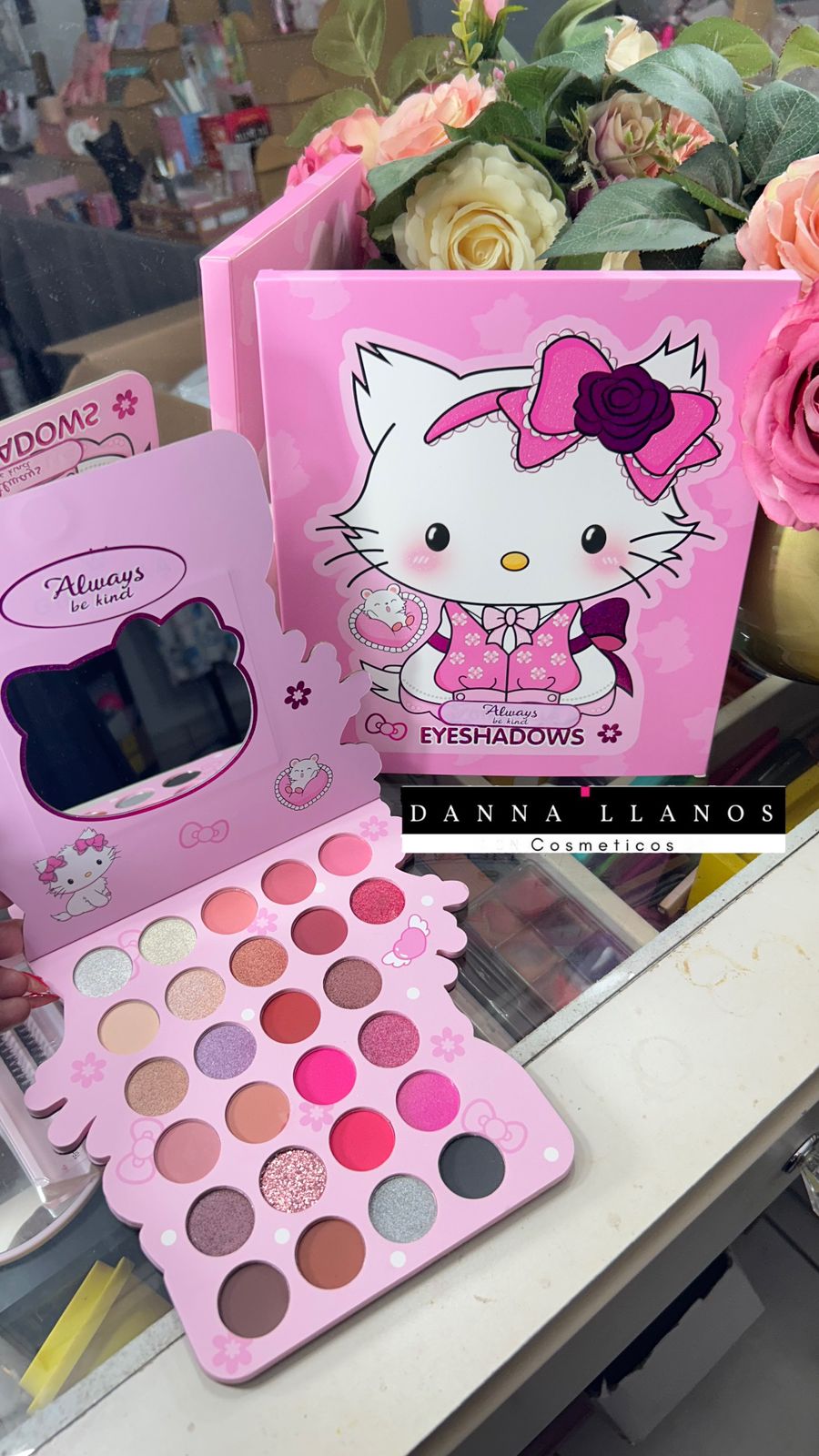 Paleta Sombras *Sanrio